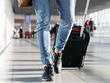 Here’s How to Prevent Foot Problems During Traveling
